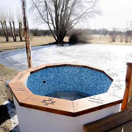 Holiday home Milpirtina Guguci