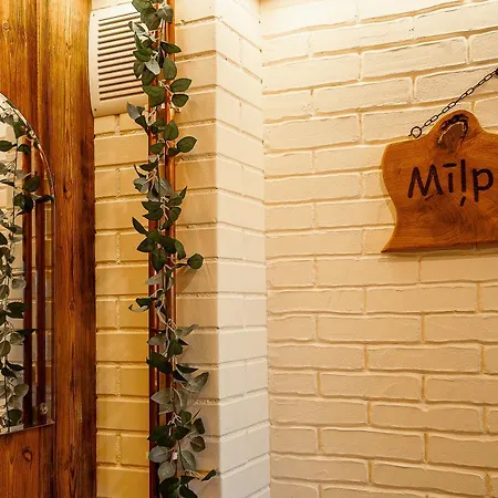 Milpirtina Guguci Semesterbostad *